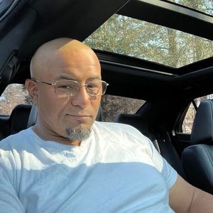 Meet your Posher, Eric